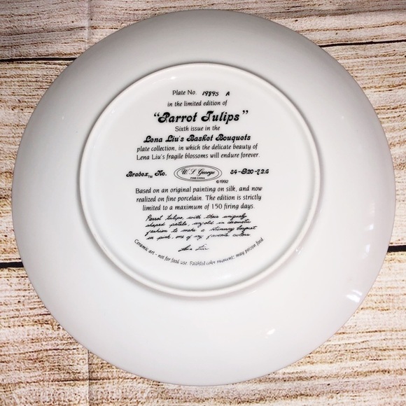 Vintage The Bradford Exchange Parrot Tulips Collectors Plate From 1992 - Picture 2 of 4